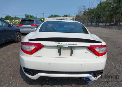 2011 Maserati Granturismo S Automatic из США, поврежденный, VIN ZAM45KLA5B0057876